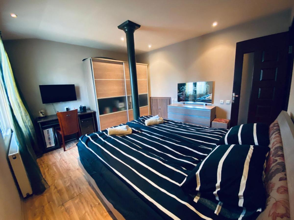 Opera Apartment Tbilisi Eksteriør bilde
